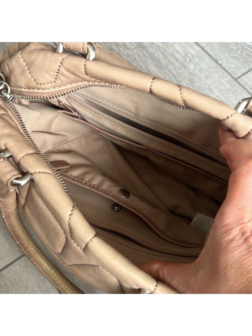 Adolfo Domingo neutral tan leather Quilted tassel barrel shoulder bag - Picture 9 of 14